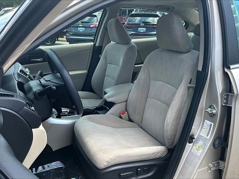 Used 2013 Honda Accord EX image 27