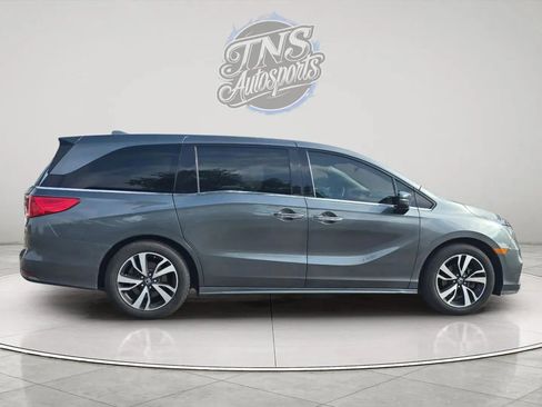 Used 2018 Honda Odyssey Elite image 4