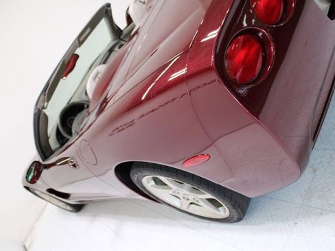 Used 2003 Chevrolet Corvette 50th Anniversary Edition w/ Preferred Equipment Group1 image 25