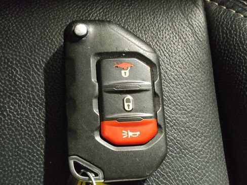 Used 2018 Jeep Wrangler Unlimited Sport S AWD/4WD image 32