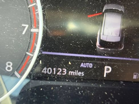 Used 2022 Nissan Rogue SV w/ SV Premium Package AWD/4WD image 16