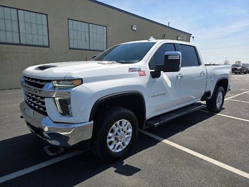 Used 2023 Chevrolet Silverado 2500 LTZ w/ LTZ Plus Package AWD/4WD image 3