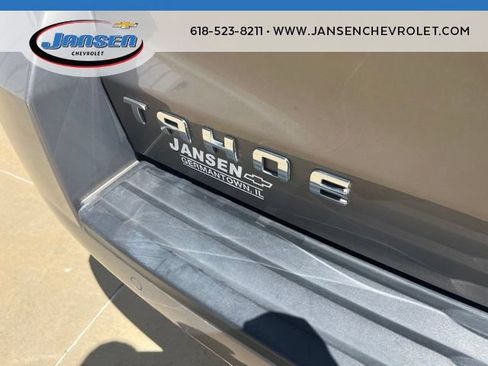 Used 2017 Chevrolet Tahoe LT w/ Luxury Package AWD/4WD image 7
