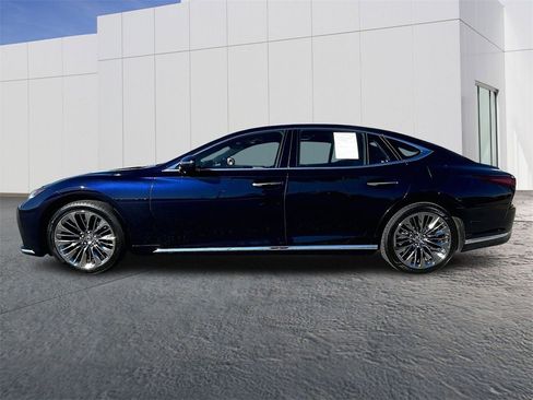 Used 2022 Lexus LS 500 w/ Interior Upgrade Package image 2