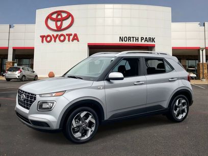 Used 2025 Hyundai Venue SEL