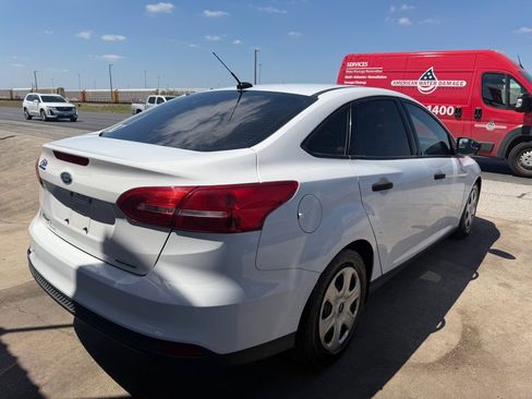 Used 2016 Ford Focus S image 19