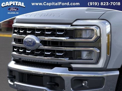 New 2026 Ford F250 Lariat w/ Lariat Premium Package image 17