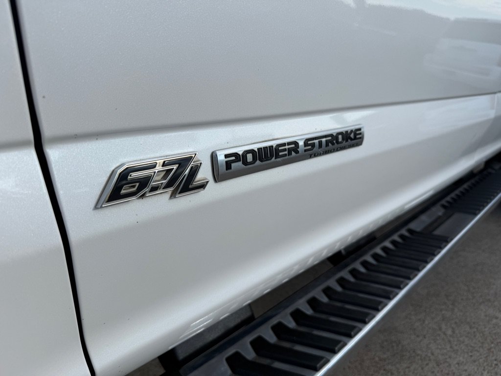 Used 2019 Ford F350 Lariat w/ Lariat Ultimate Package AWD/4WD image 11