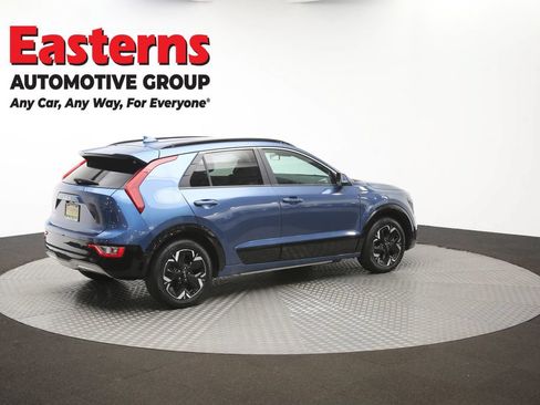 Used 2023 Kia Niro Wind w/ Wind Preserve Package FWD image 41