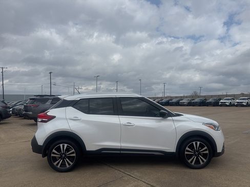 Certified 2020 Nissan Kicks SR w/ SR Premium Package image 18