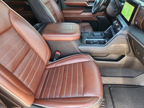 Certified 2024 GMC Sierra 3500 Denali Ultimate image 12