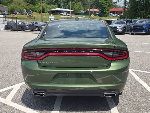 Used 2023 Dodge Charger SXT RWD image 4
