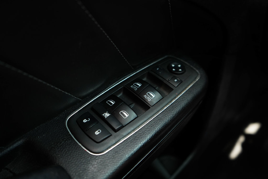 Used 2021 Dodge Charger R/T w/ Daytona Edition Group RWD image 30