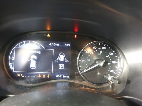 Used 2022 Nissan Kicks SV w/ Interior Electronics Package image 15