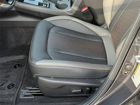 Used 2025 Subaru Crosstrek 2.5i Limited w/ Popular Package #4A image 18