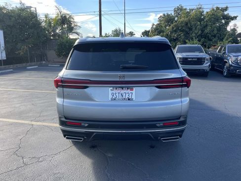 Used 2025 Buick Enclave Preferred image 6