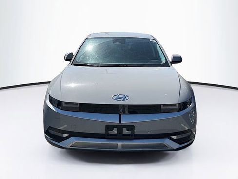 Certified 2023 Hyundai Ioniq 5 SE AWD/4WD image 8