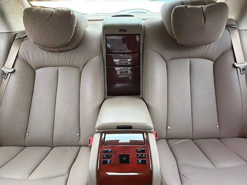 Used 2004 Maybach 57 RWD image 24