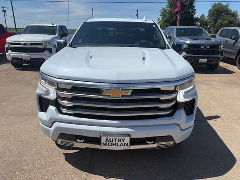 New 2026 Chevrolet Silverado 1500 High Country AWD/4WD image 9