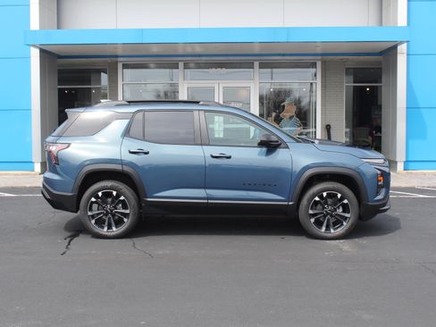 New 2026 Chevrolet Equinox RS image 3