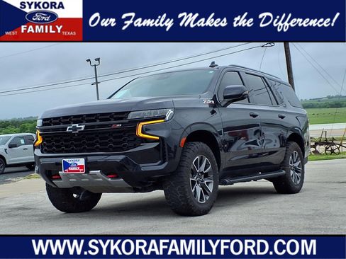 Used 2024 Chevrolet Tahoe Z71 w/ Luxury Package image 1