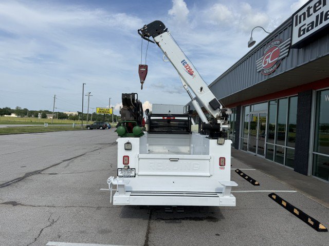 Used 2018 RAM 3500 Tradesman w/ Chrome Appearance Group AWD/4WD image 6