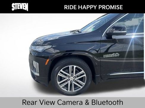 Used 2023 Chevrolet Traverse High Country w/ LPO, Floor Liner Package AWD/4WD image 2