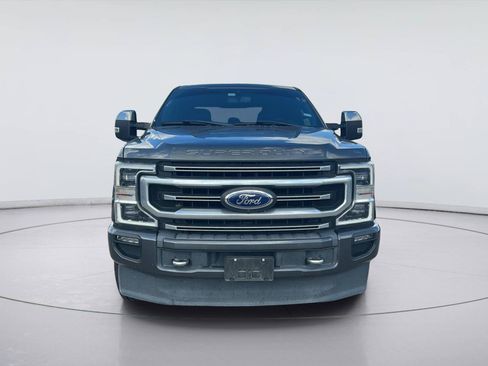 Used 2020 Ford F250 Platinum w/ FX4 Off-Road Package AWD/4WD image 2