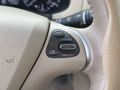 Used 2014 Nissan Pathfinder SL w/ SL Premium Package image 26