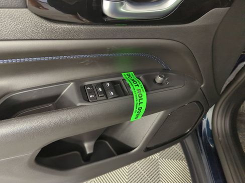 New 2026 Jeep Compass Latitude image 19