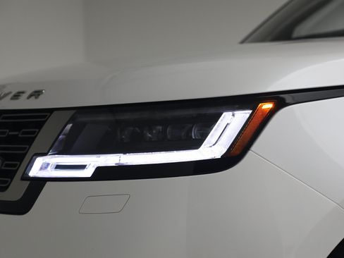 Used 2023 Land Rover Range Rover Autobiography AWD/4WD image 26