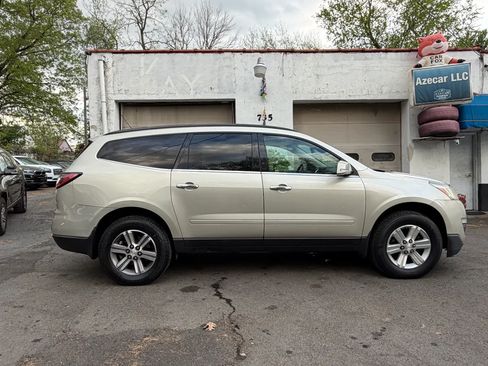 Used 2014 Chevrolet Traverse LT FWD image 10