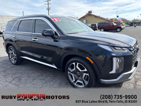 Used 2023 Hyundai Palisade Limited image 1