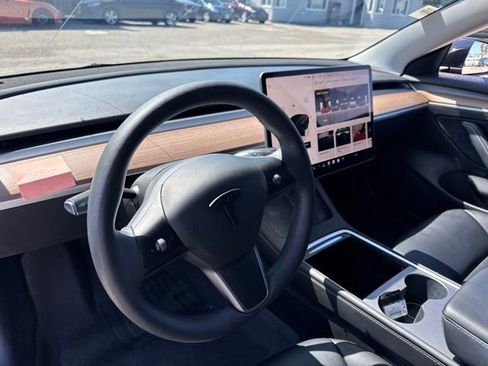 Used 2022 Tesla Model 3 RWD image 10