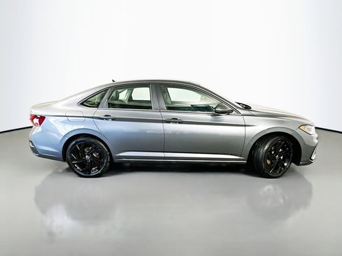 New 2026 Volkswagen Jetta SE FWD image 8