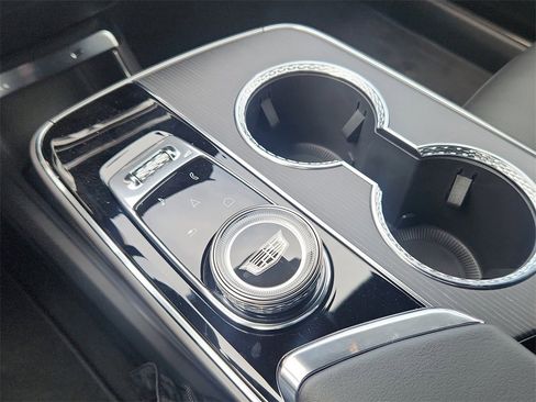 New 2026 Cadillac Lyriq Premium Luxury image 15