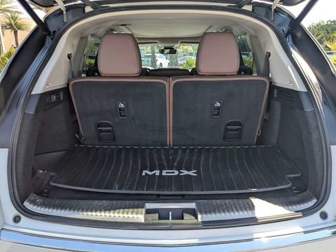 Used 2022 Acura MDX SH-AWD w/ Advance Package image 8