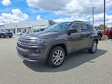 Used 2022 Jeep Compass Latitude image 3