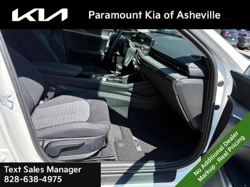 New 2026 Kia K5 LXS FWD image 16