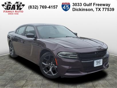 Used 2020 Dodge Charger SXT w/ Blacktop Package