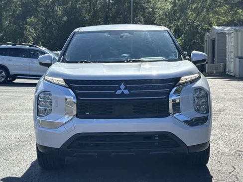 Used 2022 Mitsubishi Outlander ES AWD/4WD image 9