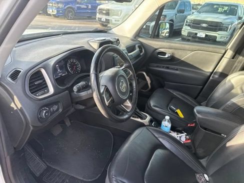 Used 2017 Jeep Renegade Limited FWD image 8