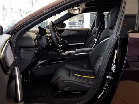 Used 2024 Ferrari Purosangue image 24