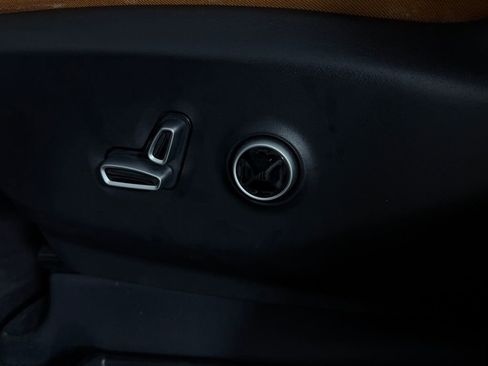 Certified 2024 Chrysler Pacifica Pinnacle image 24