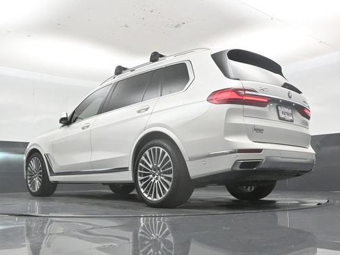 Used 2020 BMW X7 xDrive40i w/ Premium Package AWD/4WD image 54