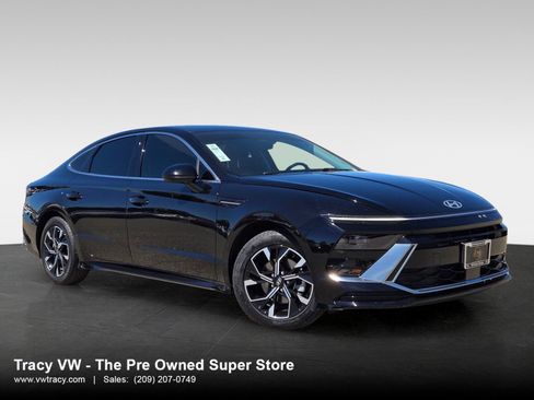 Used 2024 Hyundai Sonata SEL FWD image 1