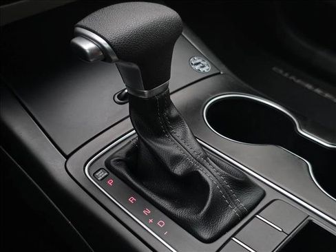 Used 2019 Kia Sorento FWD image 15