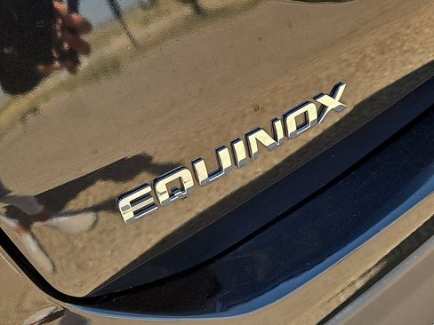 Used 2024 Chevrolet Equinox LT AWD/4WD image 11