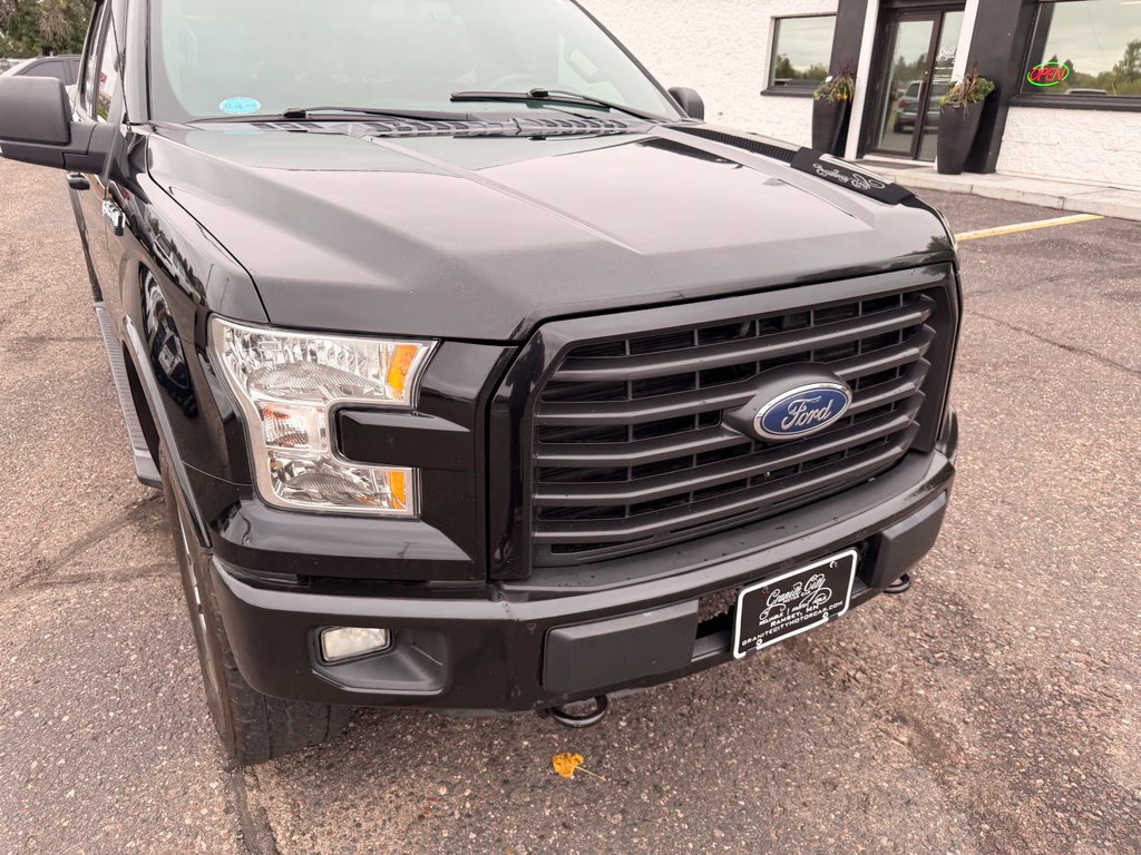 Used 2016 Ford F150 XLT w/ Equipment Group 302A Luxury AWD/4WD image 13