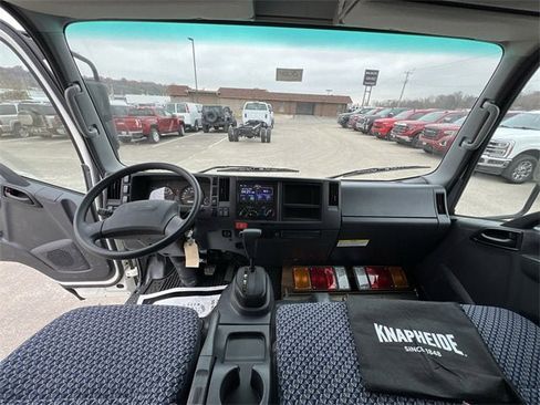 New 2024 Chevrolet Low Cab Forward image 19